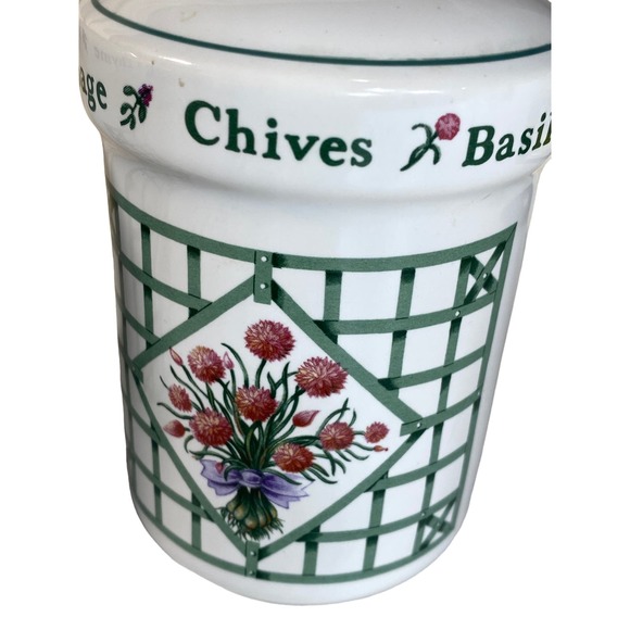 Holly Holderman Lakehouse Salt & Pepper Shakers Kitchen Herbal Design - Picture 3 of 11